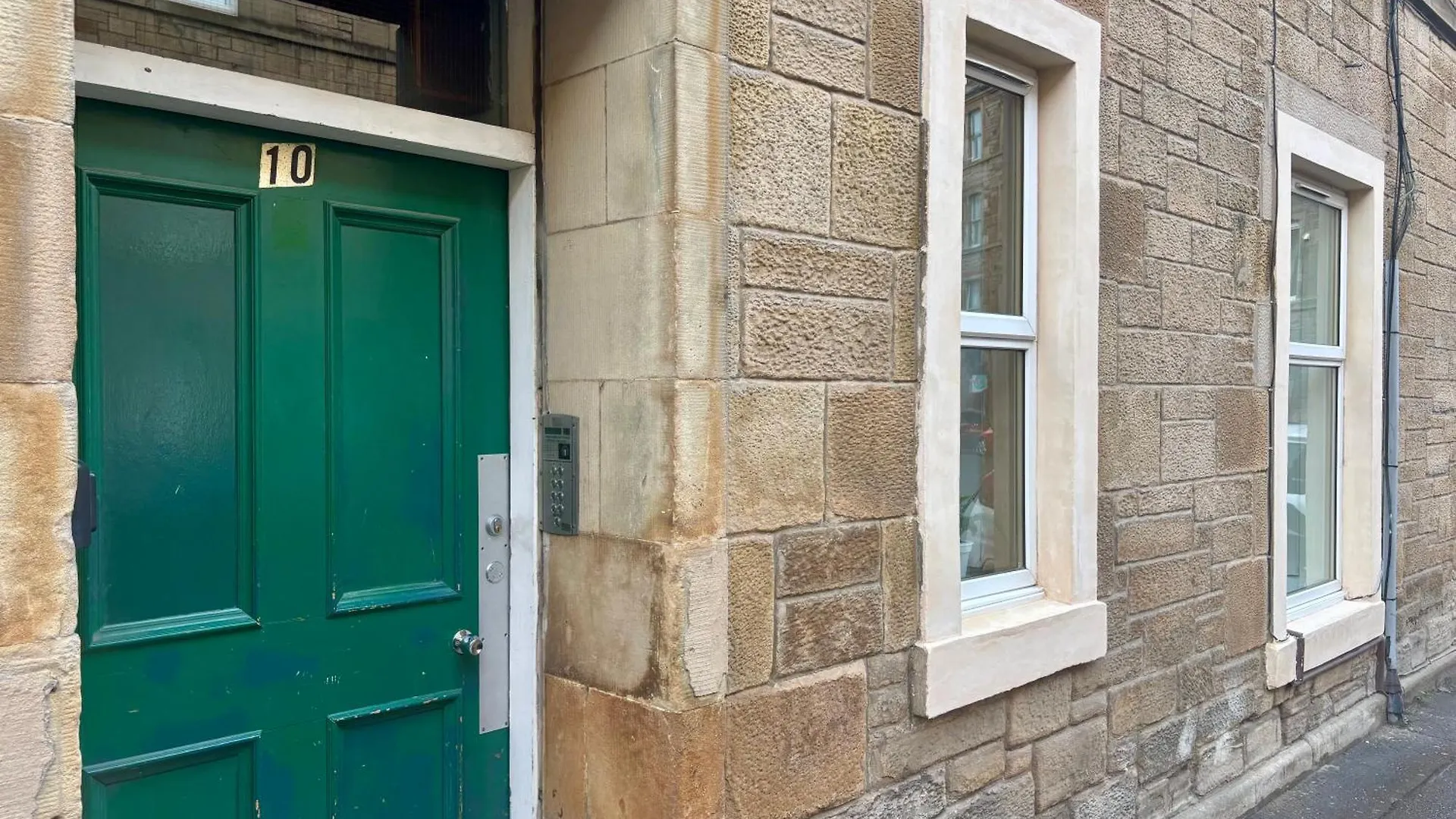 Edinburgh Central Apartment